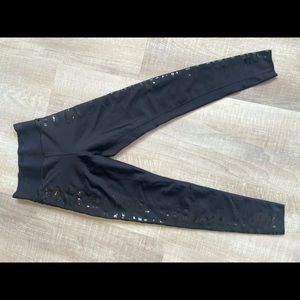 Ultracor leggings with tiger metallic side